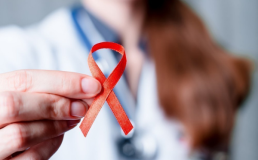 Роль среднего медицинского персонала при работе с ВИЧ-положительными пациентами